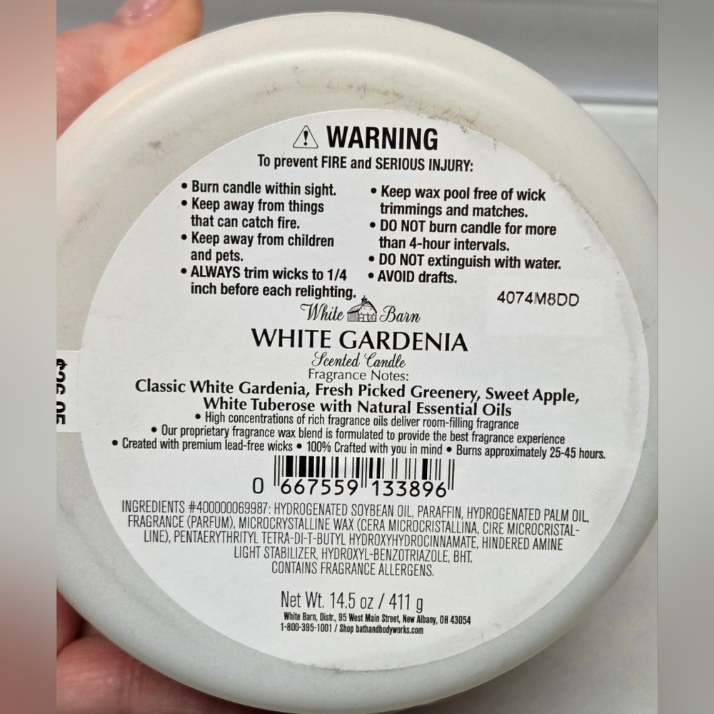 White Barn White Gardenia 3x3.5" Candle New - Picture 4 of 5